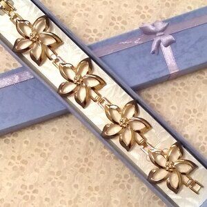Vintage NEW Multi Floral Charms Gold Plated Bangle Bracelet